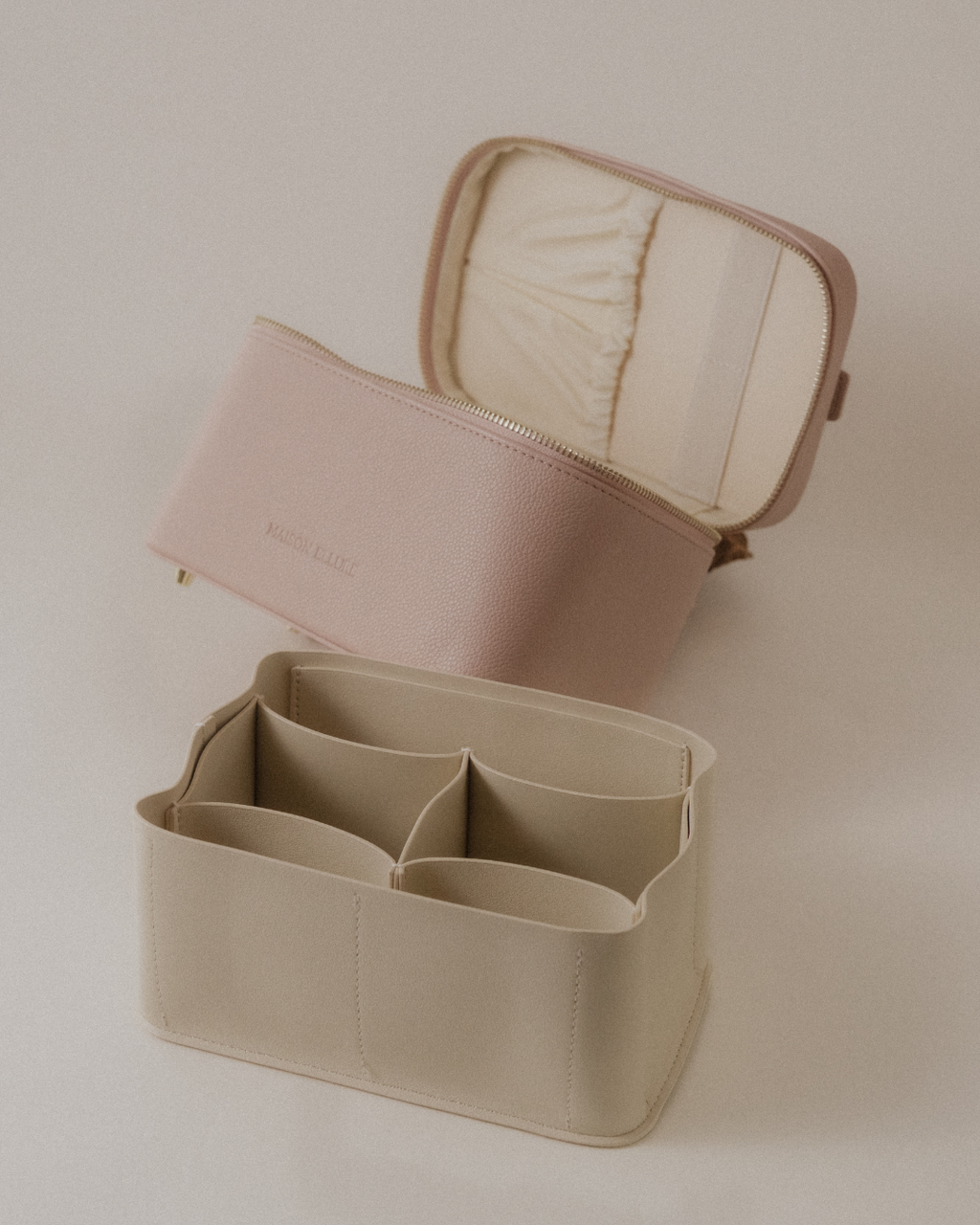 Voyage Vanity | Blush